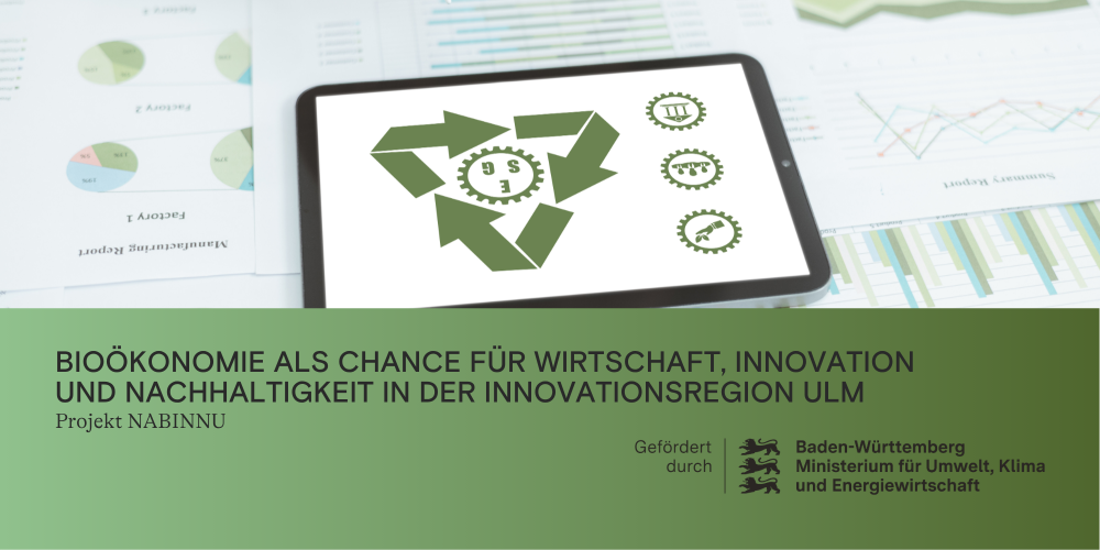 Tablet mit Icons für Kreislaufwirtschaft auf ausgedruckten Reports mit Grafiken